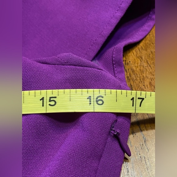 Broadway & Broome button back sheath dress.  Size 2. - Picture 10 of 12